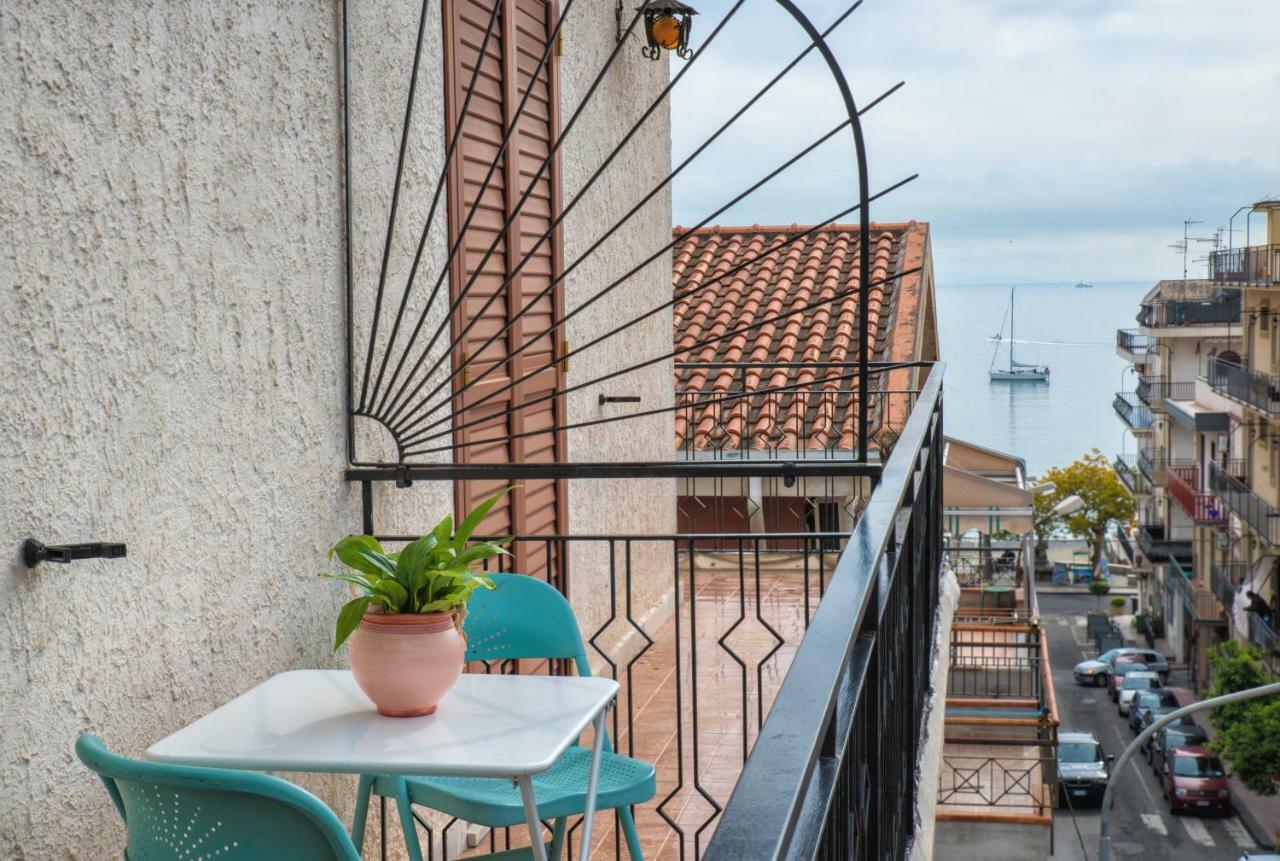Casa Maccers Apartment Giardini Naxos Exterior photo